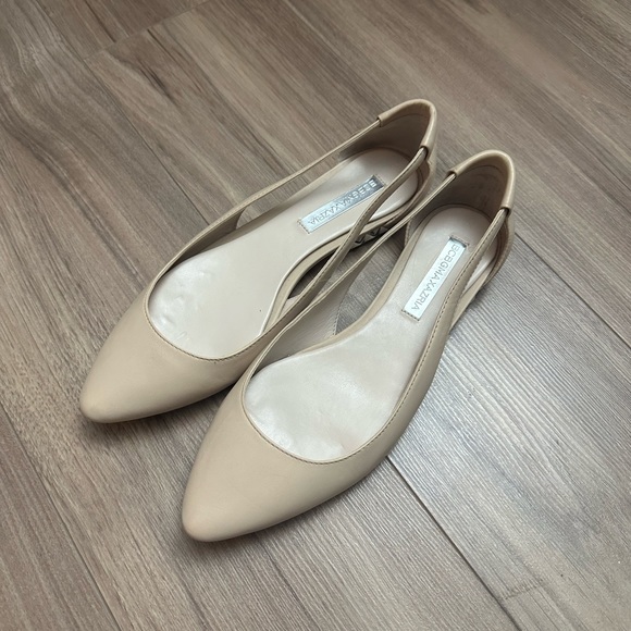 New BCBGMaxAzria Heel Flats - Picture 6 of 12